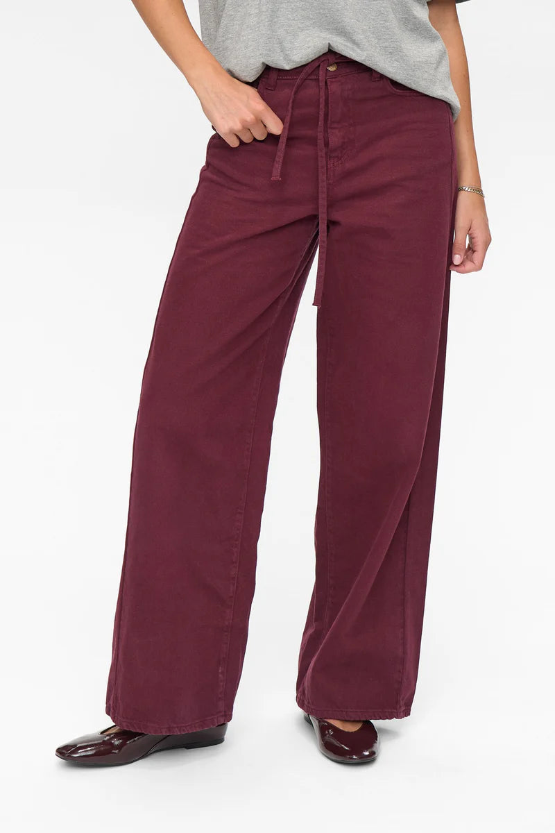 Brooklyn Wine - Jeans