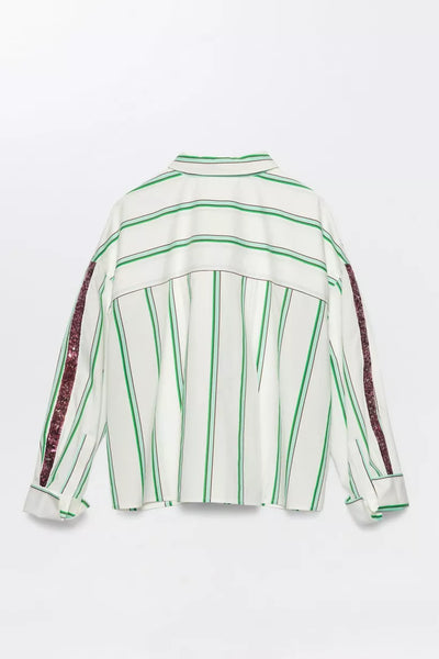 Standing - Blouse